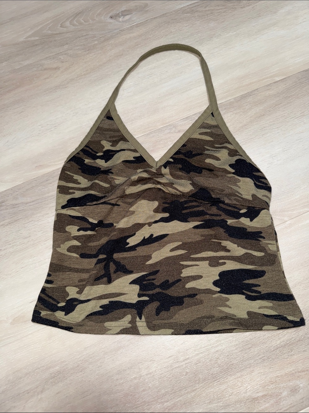 Camo Halter V-Neck Women's Tank Top - Olive/Brown